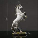 Taille statue cheval blanc