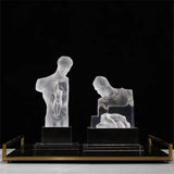 statue d'homme transparente