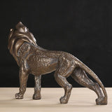 statue de lion marron brillant