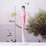 Taille statue geisha rose