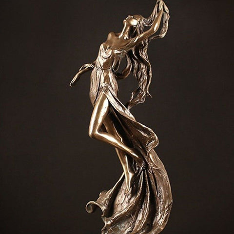 Statue femme bronze.